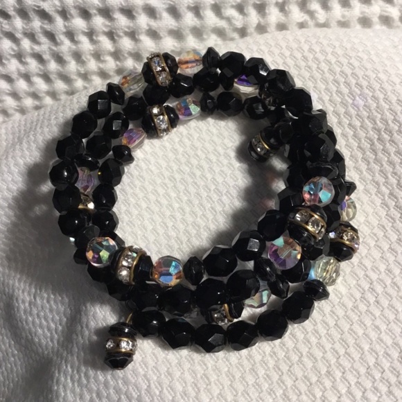 Vintage~Black & Clear Crystals Bracelet with Rhinestone Rondel Spacers - Picture 2 of 5